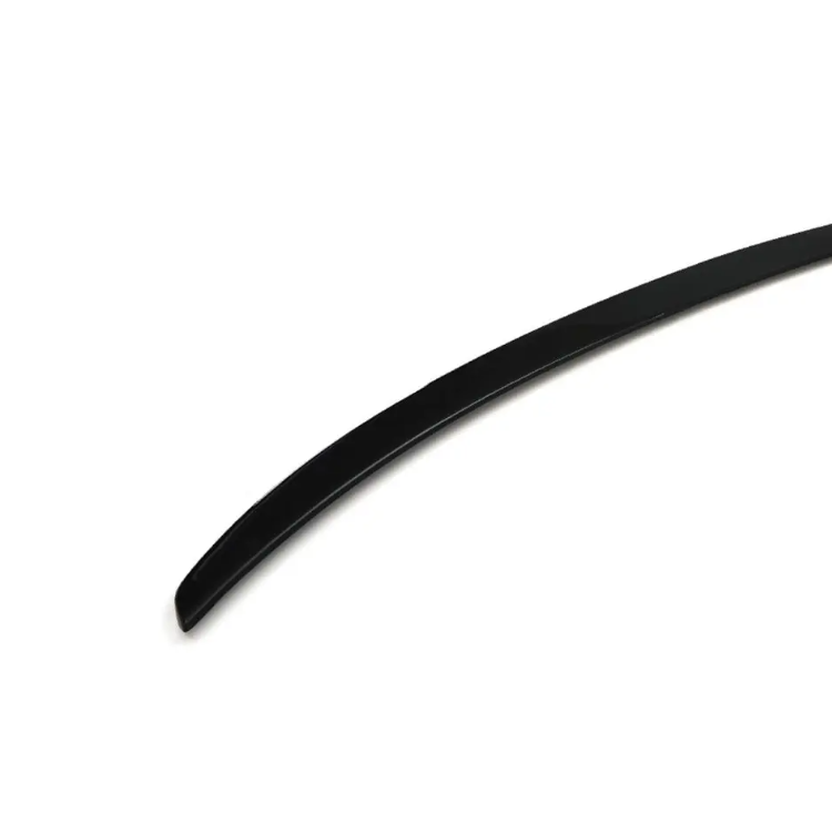 Bakluckespoiler för Audi A6 C8 / S6 C8 sedan (19-), blank svart