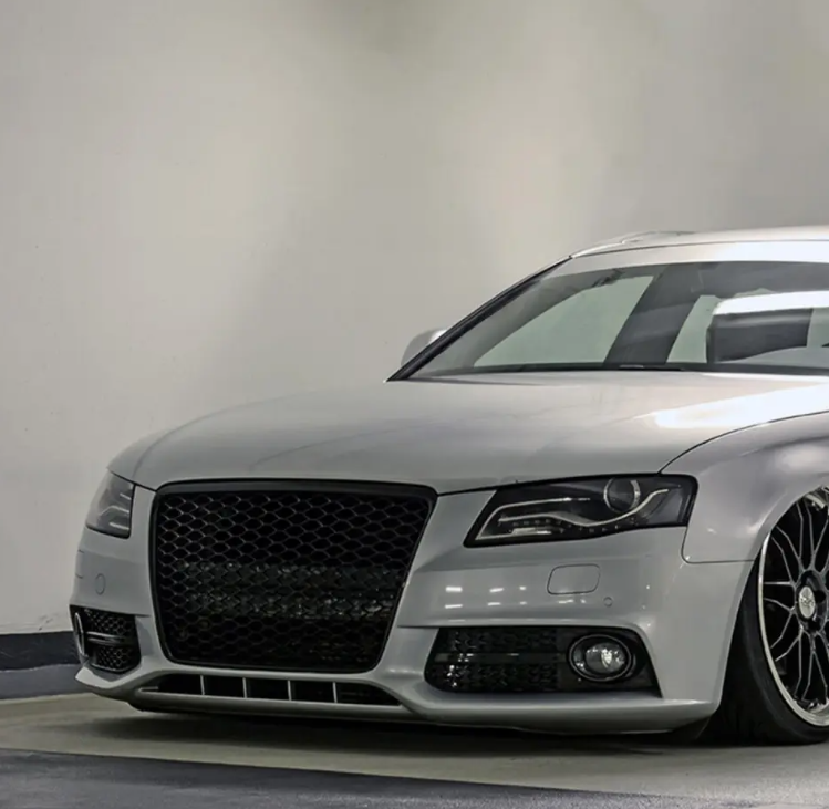 RS-stil Dimljusgrill, Skydd för Audi A4 B8 (08-12) med standard stötfångare, blank svart