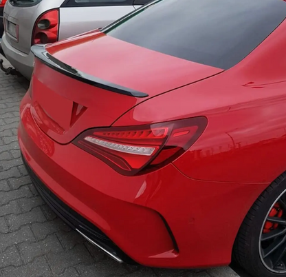 Bakluckespoiler för Mercedes CLA C117, blank svart