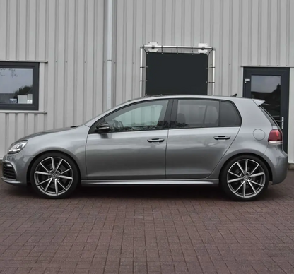 R20-stil Sidokjolar för VW Golf MK6 (08-13)
