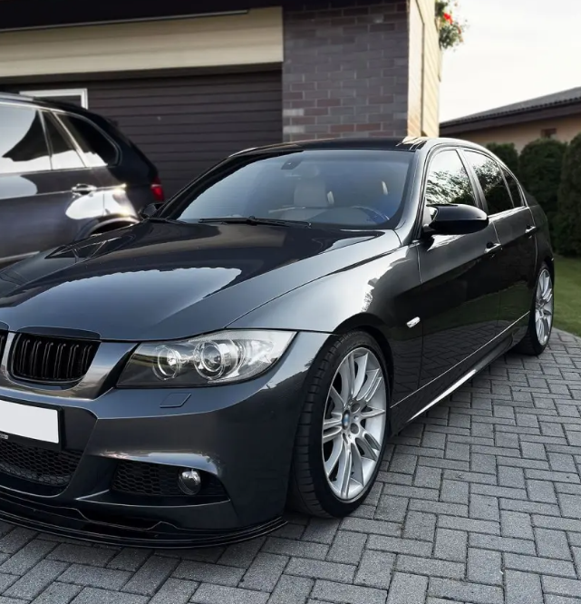 M3-stil Sidokjolar sats för BMW E90 / E91 (05-11)